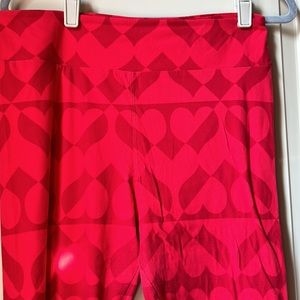 LuLaRoe buttery soft leggings. Tall&Curvy- Like new. Bundle & make me an offer!